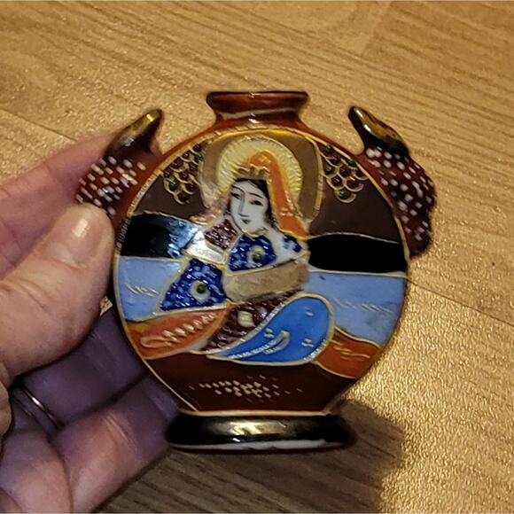 Vtg Satsuma Japanese Geisha Hand-Painted Ceramic Miniature Vase Japan - Picture 6 of 6